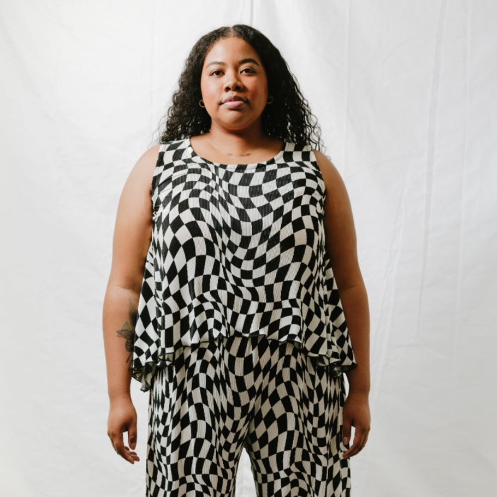 NETTLE STUDIOS Soft Volume Tank in Pleated Dizzy